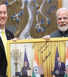 "मोदी हैं ट्रंप के खास दोस्त" – टैरिफ वॉर के बीच अमेरिकी राजदूत का बड़ा बयान! 21