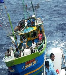 श्रीलंका ने फिर पकड़े 47 भारतीय मछुआरे, 5 नावें भी हुई जब्त 61