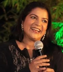 एअर इंडिया फ्लाइट अटेंडेंट को याद कर कॉमेडियन ने सुनाई भावुक कहानी, दिल छू लेगी! 7