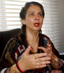 कांग्रेस से सस्पेंड होने के बाद नवजोत कौर की सिद्धू का पहला रिएक्शन 27