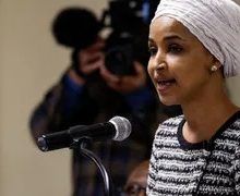 मिनियापोलिस में हंगामा! US सांसद इल्हान उमर पर हमला, आरोपी गिरफ्तार 17